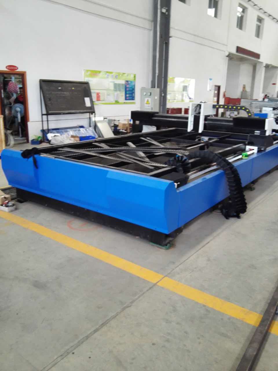 東莞長安（ān）非金屬激光切割機（jī）