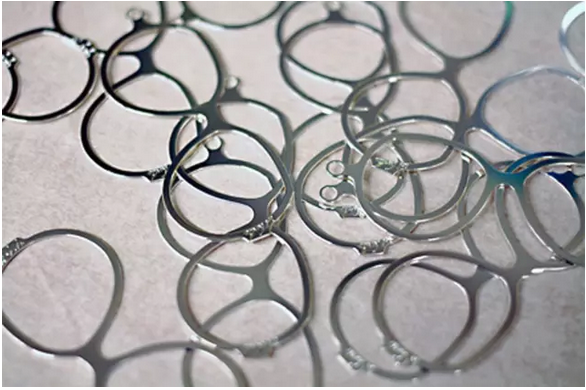 眼（yǎn）鏡激光切割樣品（pǐn）